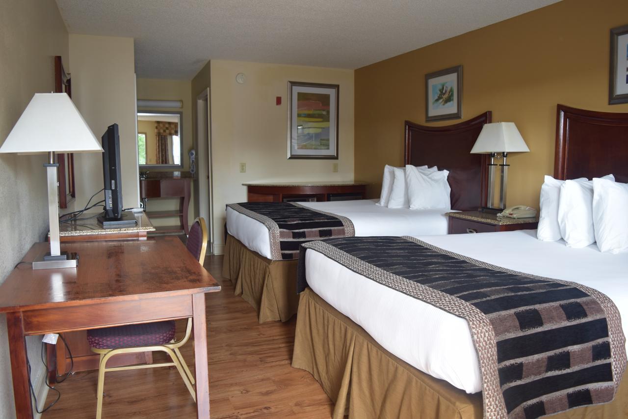 لومبيرتون، كارولاينا الشمالية Atkinson Inn & Suites المظهر الخارجي الصورة