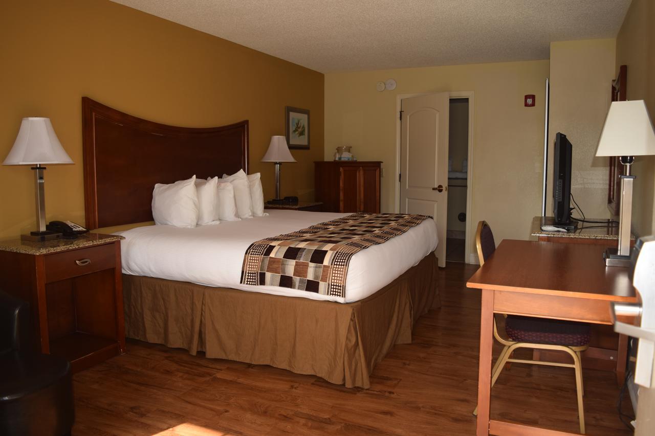 لومبيرتون، كارولاينا الشمالية Atkinson Inn & Suites المظهر الخارجي الصورة